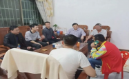省长夜访咖啡香浓之地，倾听民意暖人心