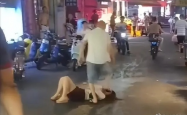 当街殴打女子引发公愤，官方回应，系夫妻矛盾所致