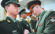 中国三军仪仗队用俄语高唱苏联歌曲，展现中俄友谊新篇章