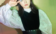 赵今麦惊艳亮相，谁给这位童星选的裙子竟如此惊艳？