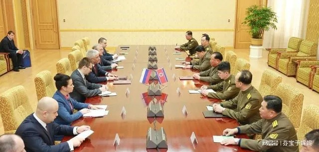 中方回应朝鲜确认向俄罗斯派兵，强调尊重朝鲜主权，呼吁和平解决争端