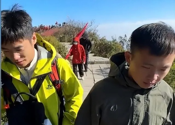 泰山陪爬小伙，忙碌中收获满满，赚疯了！