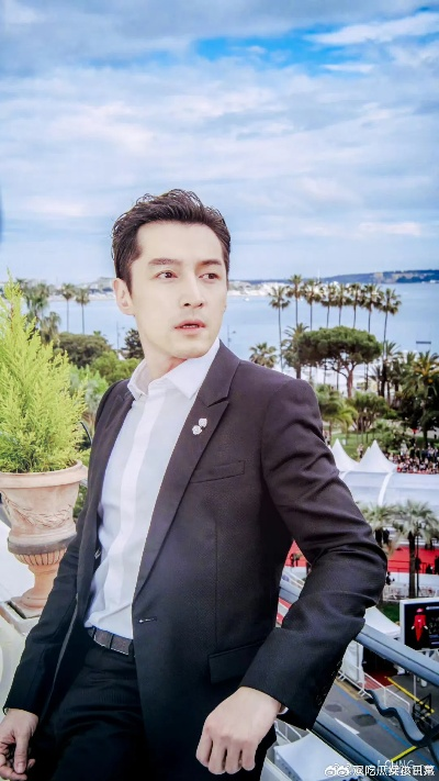 胡歌主演电影生命树开机路透曝光，现场星光熠熠，期待值满满！