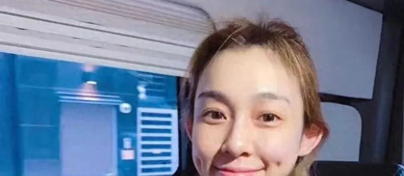 范玮琪悼念文章误写大S名字引发争议，网友热议，是失误还是另有隐情？