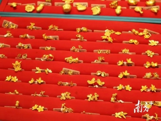金价暴跌引发网友热议，亏麻了成为网络热词