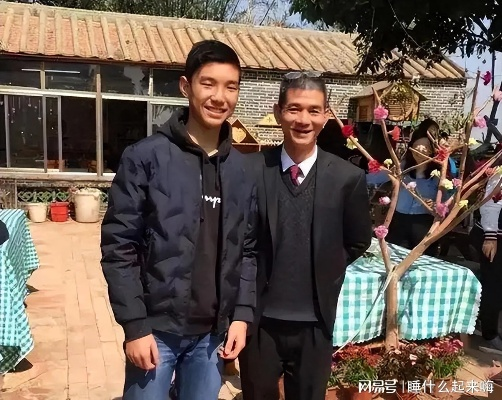 父亲卖掉5套房，倾力支持两儿子留洋学球，爱的重量，无以伦比
